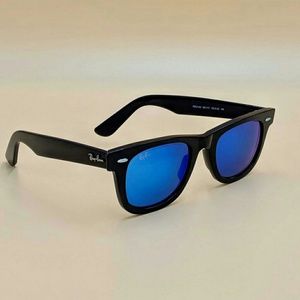 Ray-Ban WAYFARER